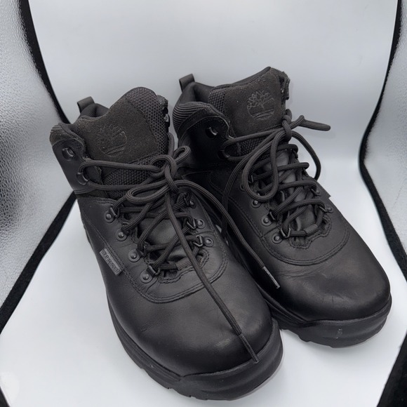 TIMBERLAND MEN'S Black LEDGE MID WATERPROOF HIKING BOOT PREMIUM LEATHER SIZE 9.5 - Picture 1 of 7